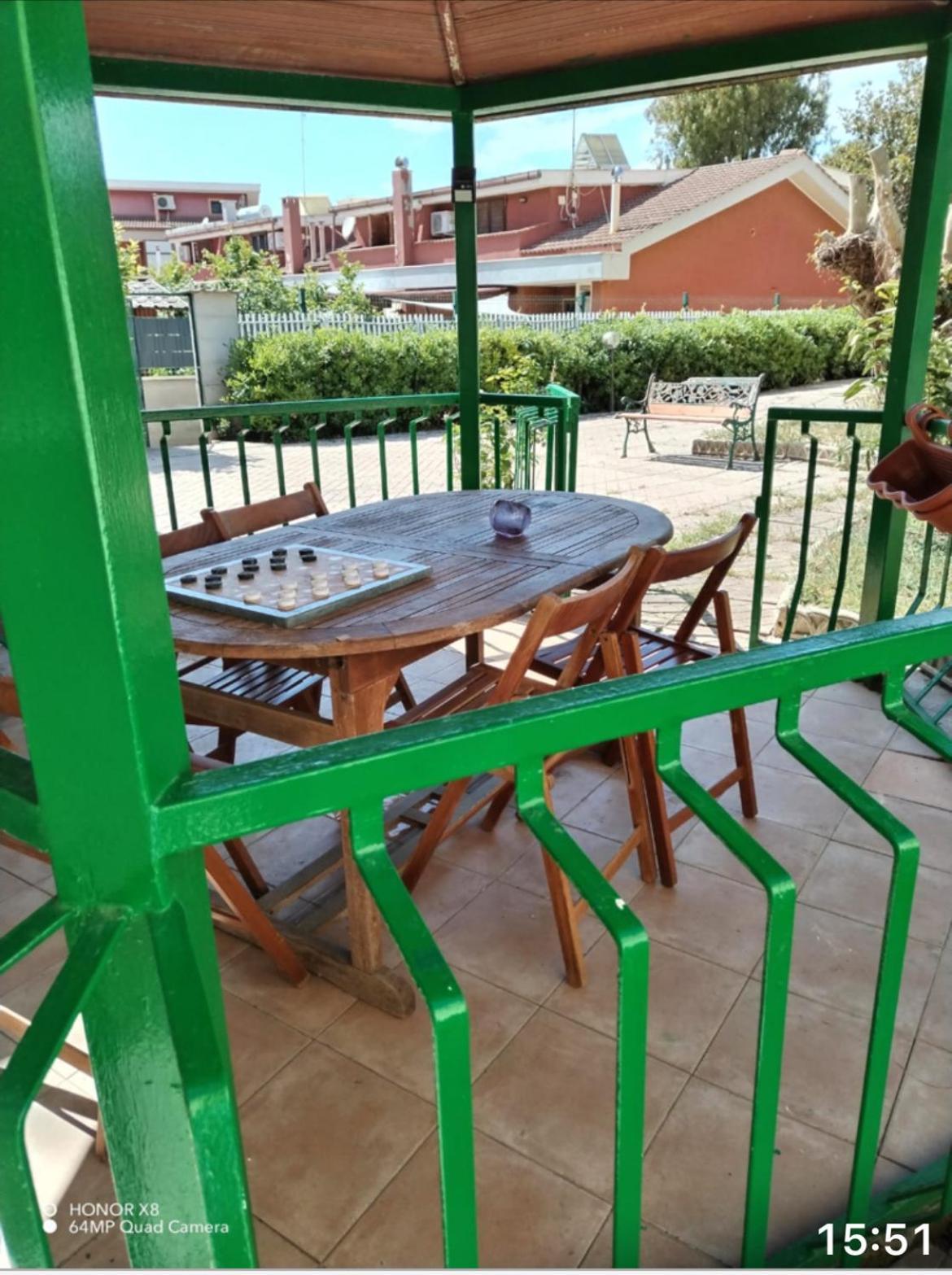 B&B Civitavecchia La Casetta Con Giardino Exterior photo